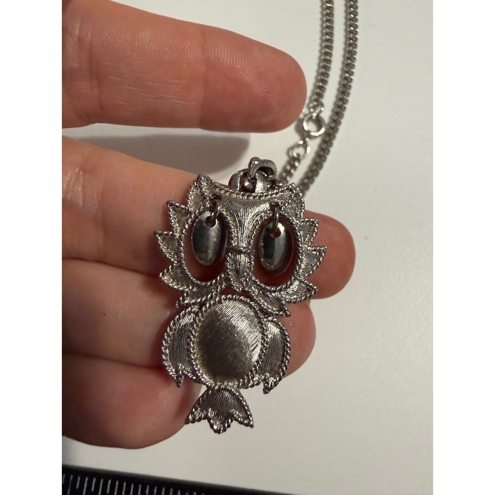 Vintage Silver Tone Owl Pendant Necklace Articulating Eyes Boho Retro Jewelry